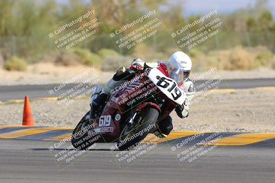 media/Nov-05-2022-SoCal Trackdays (Sat) [[f8d9b725ab]]/Turn 2 (1120am)/